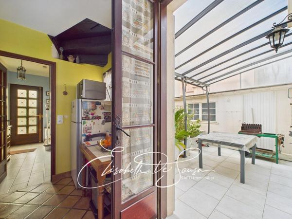 Agréable maison avec extérieur proche centre ville