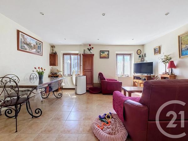 Maison à vendre  4 pièces - 218 m 2   MOUGINS  - 06