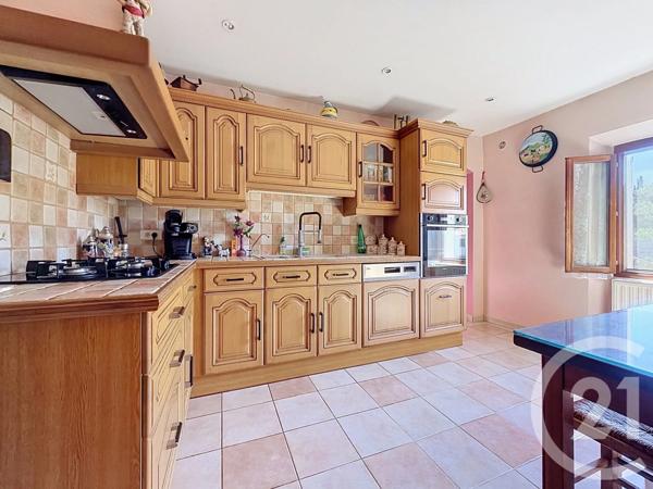 Maison à vendre  4 pièces - 218 m 2   MOUGINS  - 06