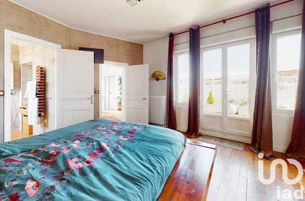 Maison 11 pièces de 390 m² à Meaux (77100)