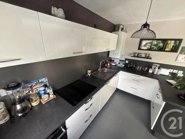 Appartement F3 à vendre  3 pièces - 69,93 m 2   VANNES  - 56
