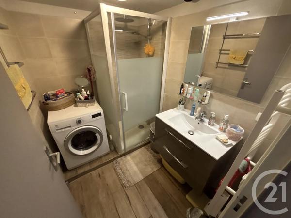 Appartement F3 à vendre  3 pièces - 69,93 m 2   VANNES  - 56