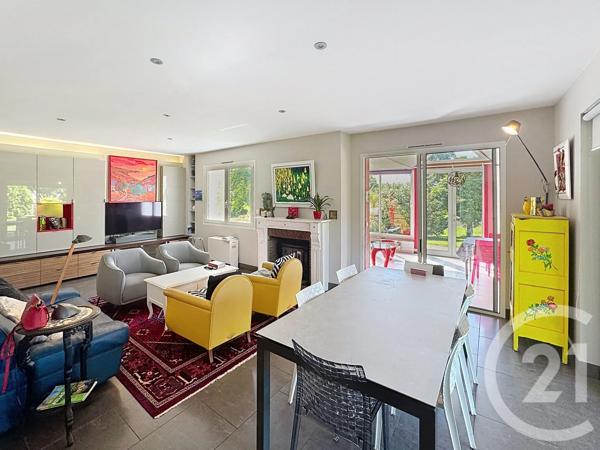 Maison à vendre  7 pièces - 318 m 2   PLOUAY  - 56