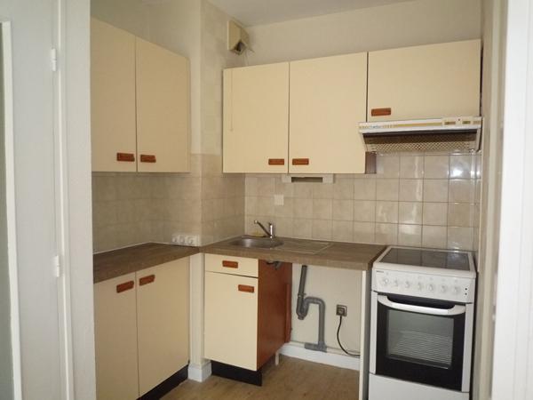 SAINT MALO  SAINT SERVAN APPARTEMENT T2  EN RESIDENCE  - PLACE DE PARKING EN SOUS SOL
