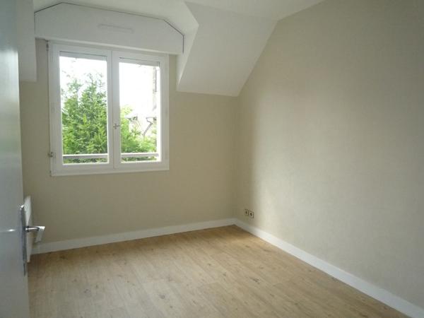 SAINT MALO  SAINT SERVAN APPARTEMENT T2  EN RESIDENCE  - PLACE DE PARKING EN SOUS SOL