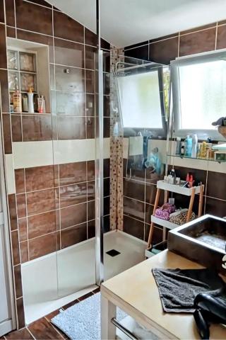 Maison rénovée , proche port et centre-ville