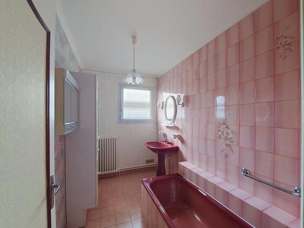 EXCLUSIVITÉ HENNEBONT : Maison de ville avec 4 chambres - Rive droite