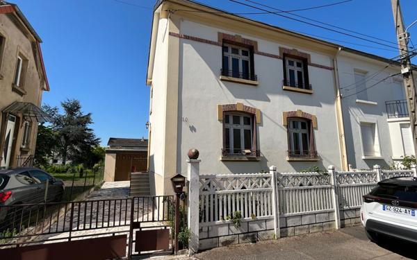 Maison à vendre    5 pièces • 114 m2 Montigny-lès-Metz