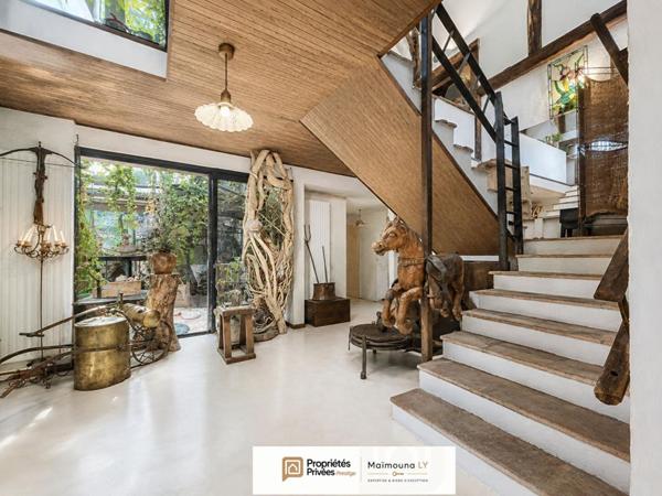Maison, Gilly Sur Isère 15 pièces  353 m2 + dépendance de 200 m²