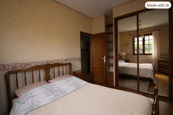 Maison Antony 6 pièces 4 chambres de 170.58 m2 (300 m² au sol) - terrain de 517 m²