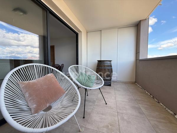 AJACCIO (Corse) : A vendre superbe appartement T2 standing, vue mer imprenable, parking