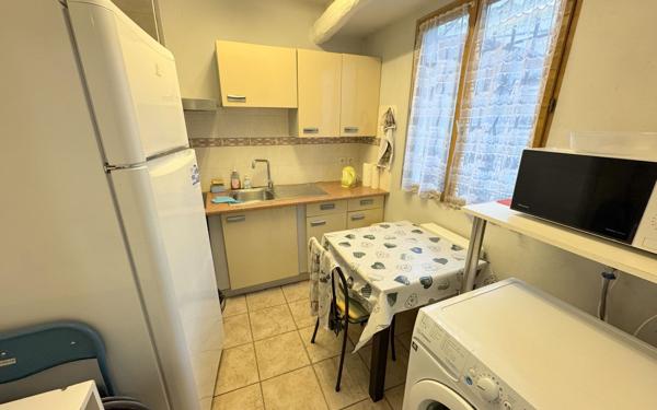 Appartement à vendre    3 pièces •  Bobigny