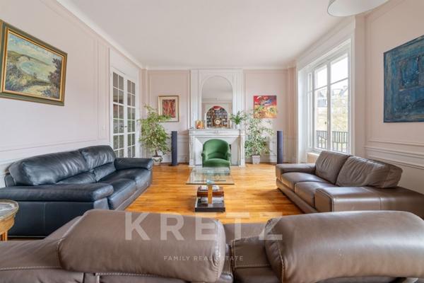 Paris 17ème - 285 m² – 6 chambres – Lumineux – Traversant – Idéal grande famille