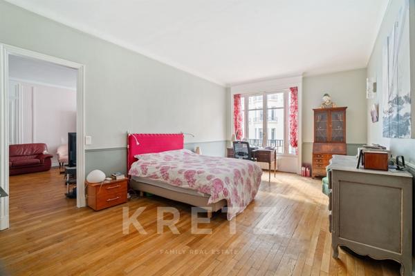 Paris 17ème - 285 m² – 6 chambres – Lumineux – Traversant – Idéal grande famille
