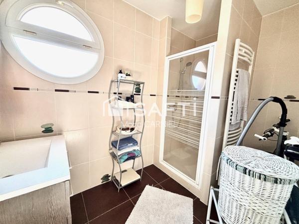 Appart. lumineux 2pièces 55m2, terrasse, 2 parking