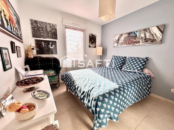 Appart. lumineux 2pièces 55m2, terrasse, 2 parking