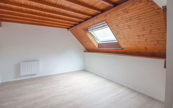 Appartement à louer    1 pièce • 25,08 m2 Pontoise