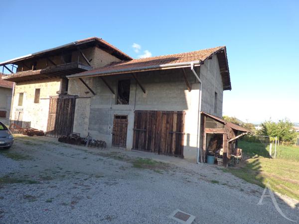 Corps de ferme Moirans