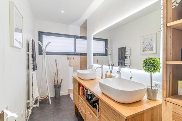 Maison à vendre |  Le Taillan-Médoc |  5 pièces | 121 m²