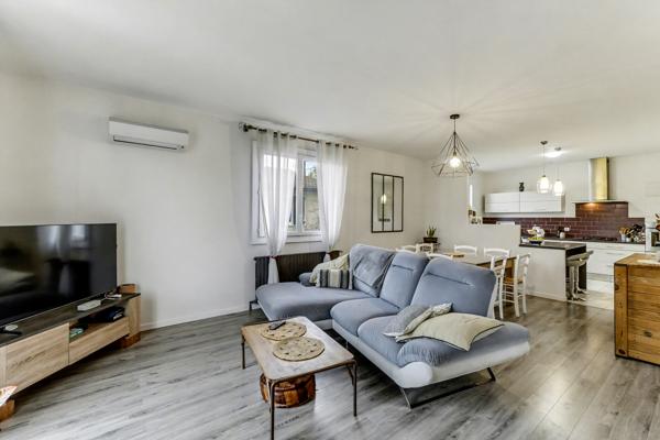 Maison 4 chambres - Espace indépendant - Garage double 53 m² - Lac Saint-Caprais à pied
