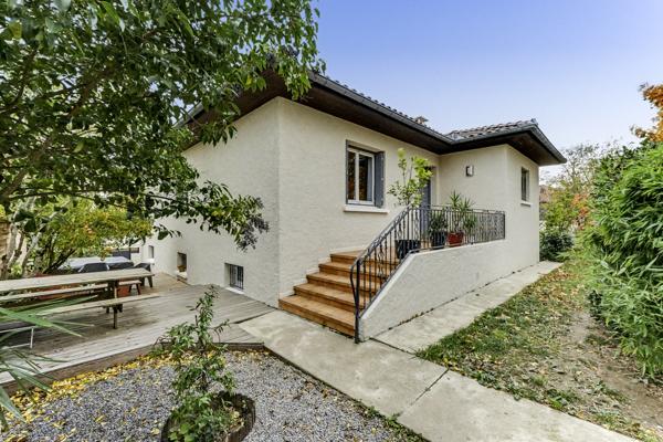 Maison 4 chambres - Espace indépendant - Garage double 53 m² - Lac Saint-Caprais à pied