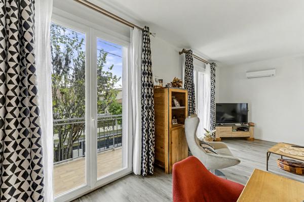 Maison 4 chambres - Espace indépendant - Garage double 53 m² - Lac Saint-Caprais à pied