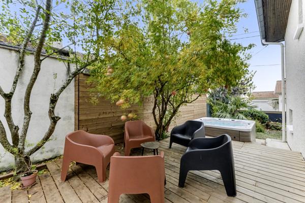 Maison 4 chambres - Espace indépendant - Garage double 53 m² - Lac Saint-Caprais à pied