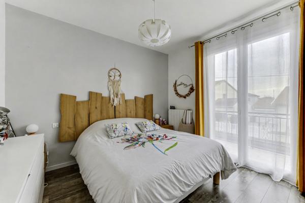 Maison 4 chambres - Espace indépendant - Garage double 53 m² - Lac Saint-Caprais à pied