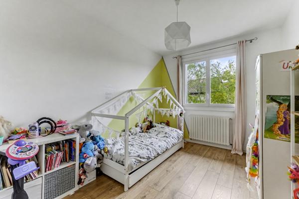 Maison 4 chambres - Espace indépendant - Garage double 53 m² - Lac Saint-Caprais à pied
