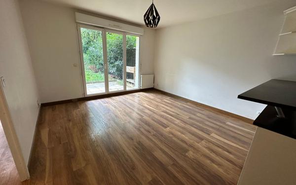 Appartement à louer    2 pièces •  Châtenay-Malabry