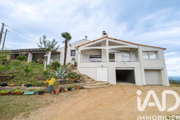 Maison à vendre 9 pièces 220 m² Cornas