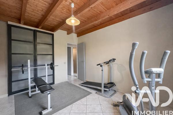 Maison à vendre 9 pièces 220 m² Cornas