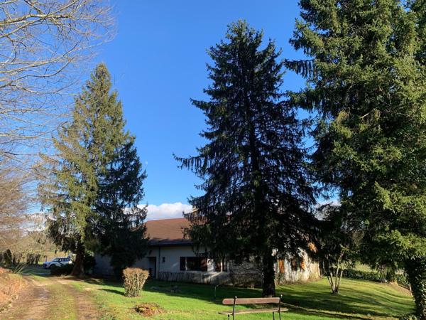 Jolie maison Bressane à rénover avec belle vue dégagée