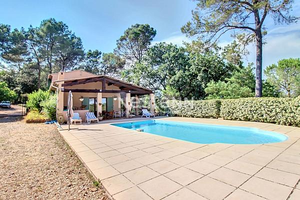 A VENDRE -Maison Le Cannet Des Maures 6 pièces 156 m2-Terrain 3580m2- Piscine,Carport,sous-sol