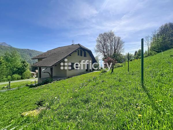Maison 3 pièces - 156 m²