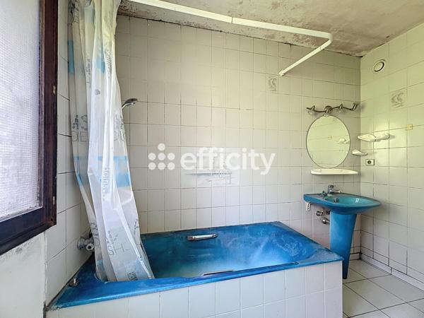 Maison 3 pièces - 156 m²