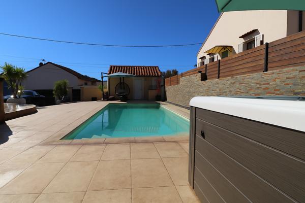 Plan-de-Cuques (13380) Maison individuelle T5: 4 chambres dont 3 en rdc avec piscine et jacuzzi dans Plan de Cuques...