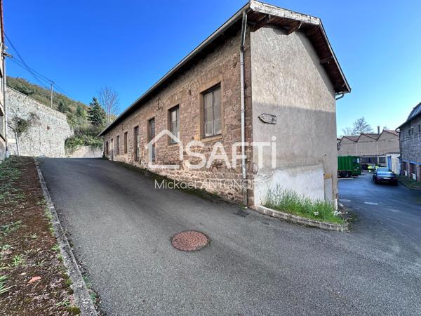 Entrepôt polyvalent de 360 m² sur 2 niveaux