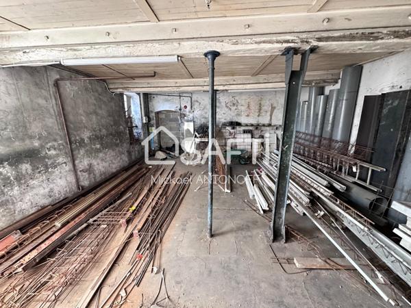 Entrepôt polyvalent de 360 m² sur 2 niveaux