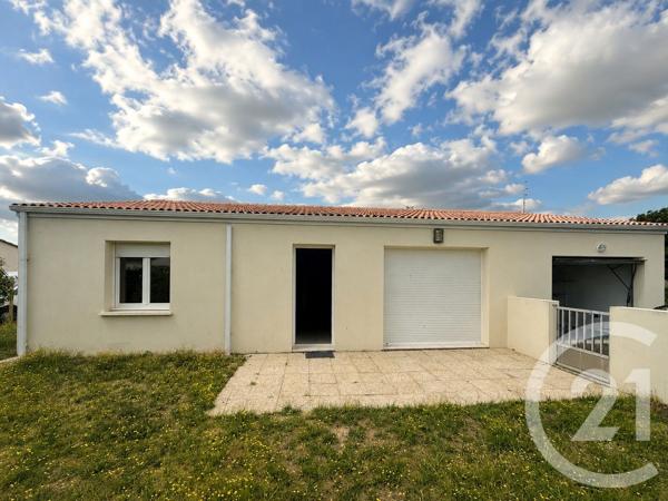 Maison à vendre  2 pièces - 90,90 m 2   SAUJON  - 17