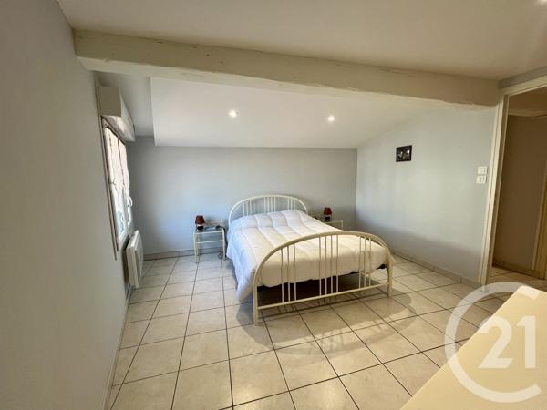Maison à vendre  2 pièces - 90,90 m 2   SAUJON  - 17
