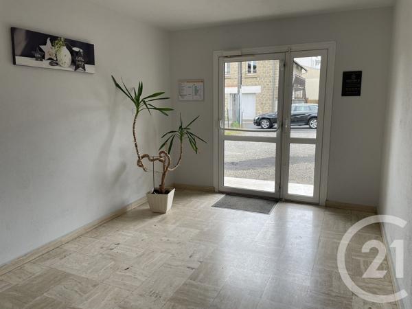Appartement F3 à vendre  3 pièces - 64,87 m 2   BRIVE LA GAILLARDE  - 19