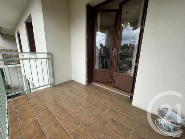 Appartement F3 à vendre  3 pièces - 64,87 m 2   BRIVE LA GAILLARDE  - 19