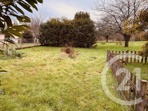 Maison à vendre  7 pièces - 120 m 2   ANGOULEME  - 16