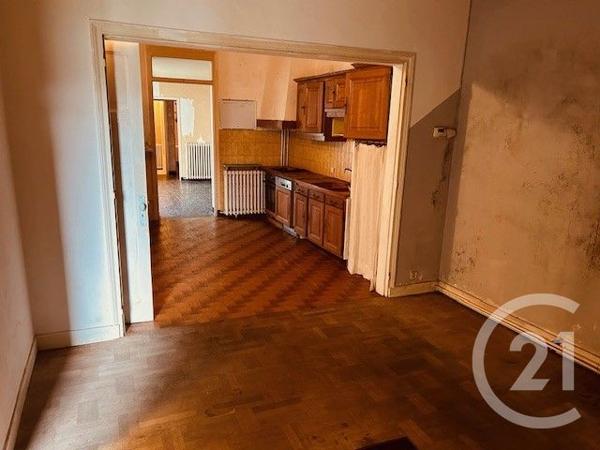 Maison à vendre  7 pièces - 120 m 2   ANGOULEME  - 16