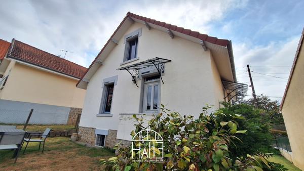 Maison
         4 pièces
        - 70 m² Exclusivité 175 000 € *