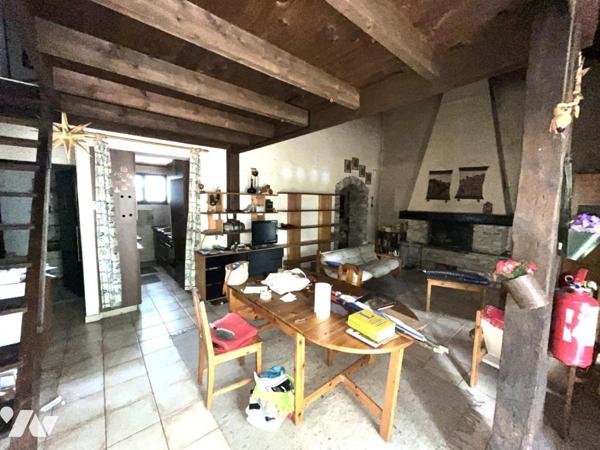 EXLUSIVITE : villa 82 m² plus dépendances sur magnifique terrain au calme