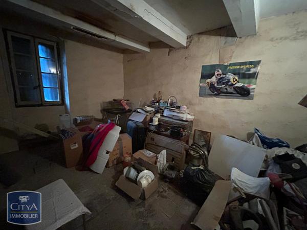 Maison à vendre 1 pièce 500m² Sainte-Cécile-les-Vignes (84290)