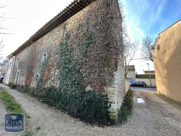 Maison à vendre 1 pièce 500m² Sainte-Cécile-les-Vignes (84290)