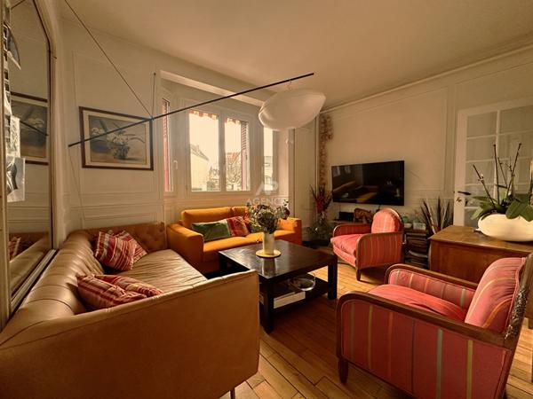 Chaville - Maison 5 pièces, 3 chambres + bureau 610 000 € **  - Référence  633-C